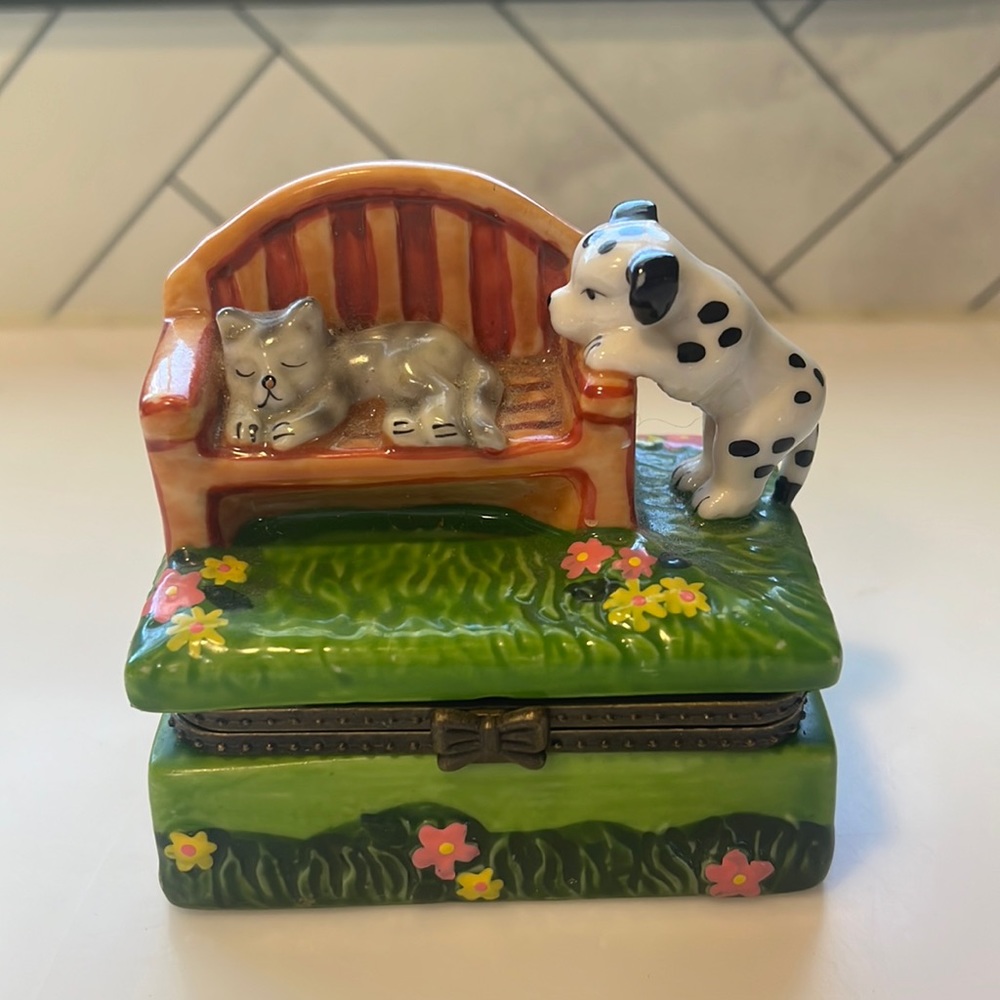 Ceramic box
